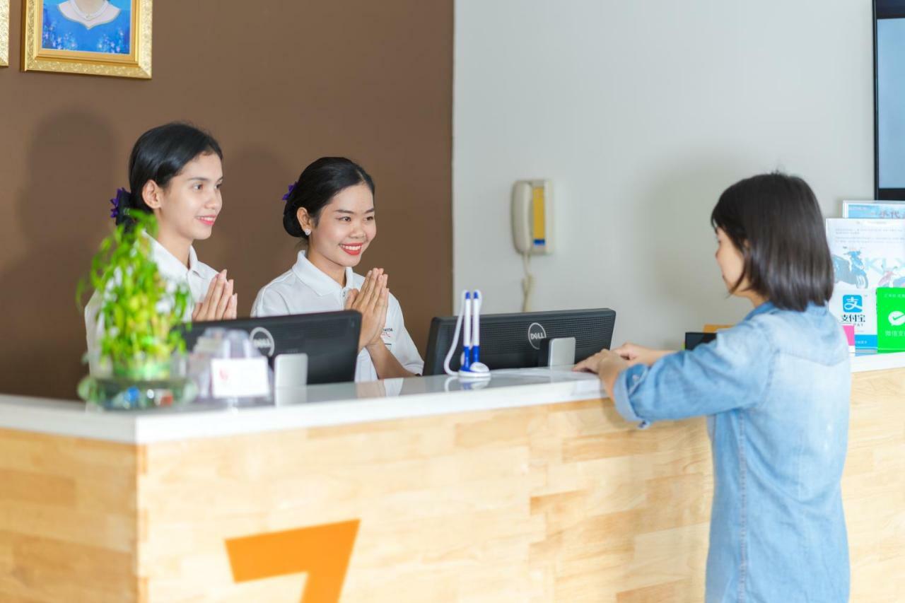 7天优品·金边店酒店 外观 照片